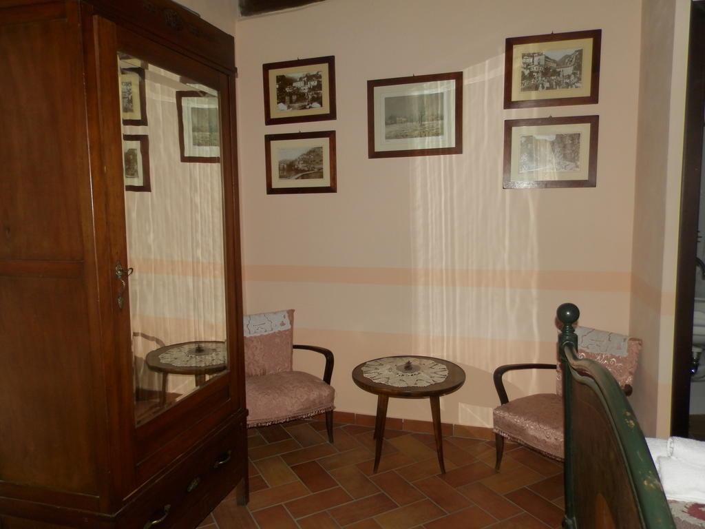 Residenza Di Paese Castello Del Poggio Hotel Ferentillo ห้อง รูปภาพ