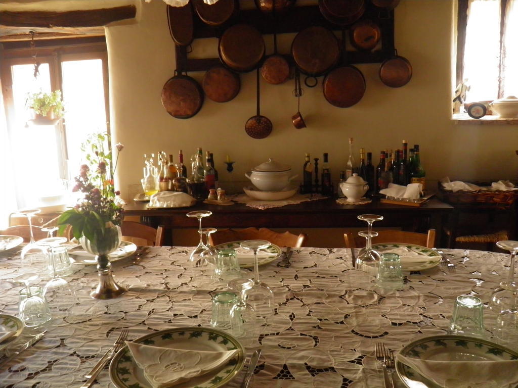Residenza Di Paese Castello Del Poggio Hotel Ferentillo ภายนอก รูปภาพ